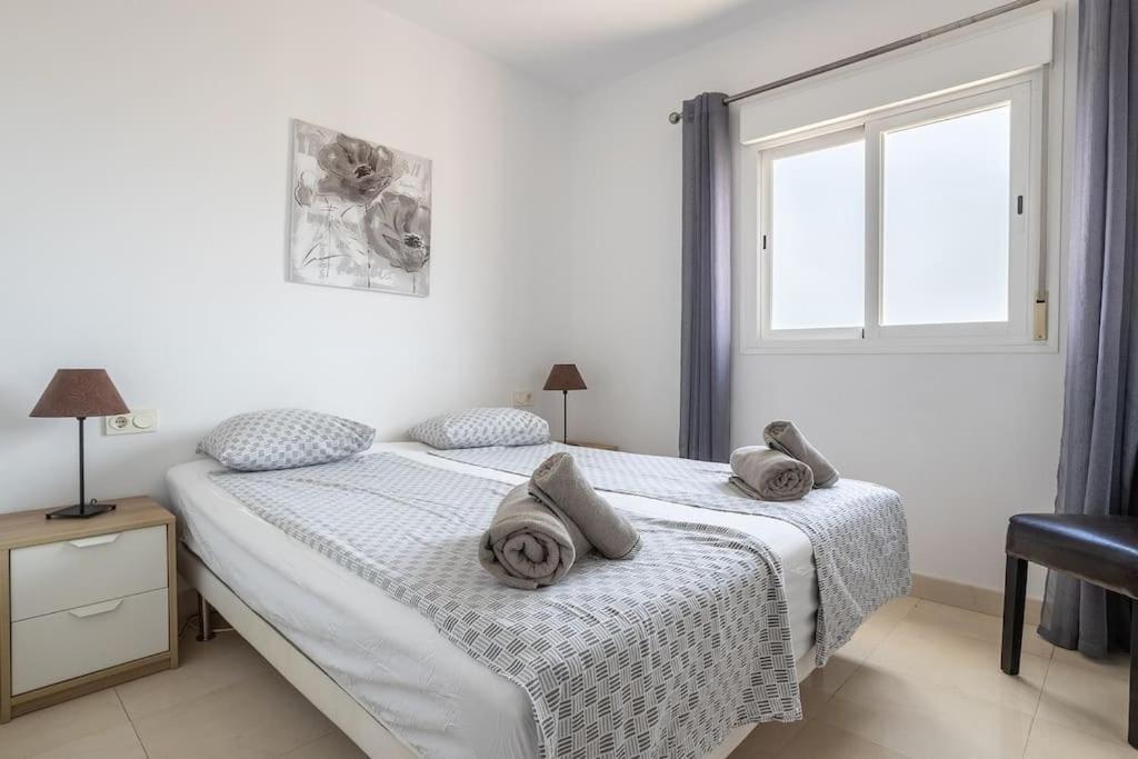Penthouse With Jacuzzi And Spectacular Sea Views Lägenhet Nerja Exteriör bild